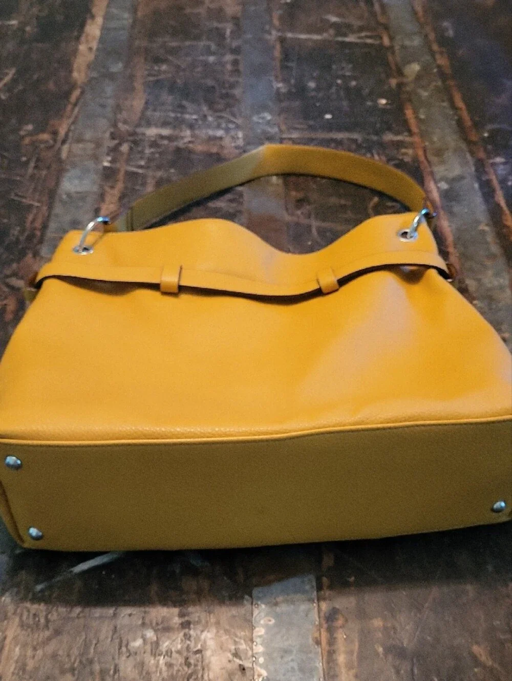 Charming Charlie pebbled leather